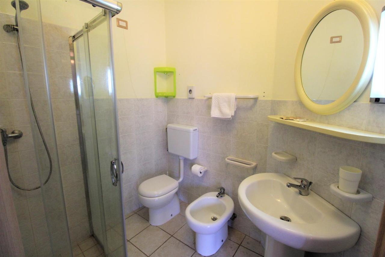 B&B Scoglio Di Pirro Climatizzato A 150 M Dalle Spiagge Salentine 토레 산 지오반니 우겐토 외부 사진