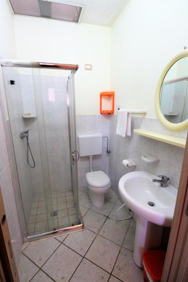 B&B Scoglio Di Pirro Climatizzato A 150 M Dalle Spiagge Salentine 토레 산 지오반니 우겐토 외부 사진